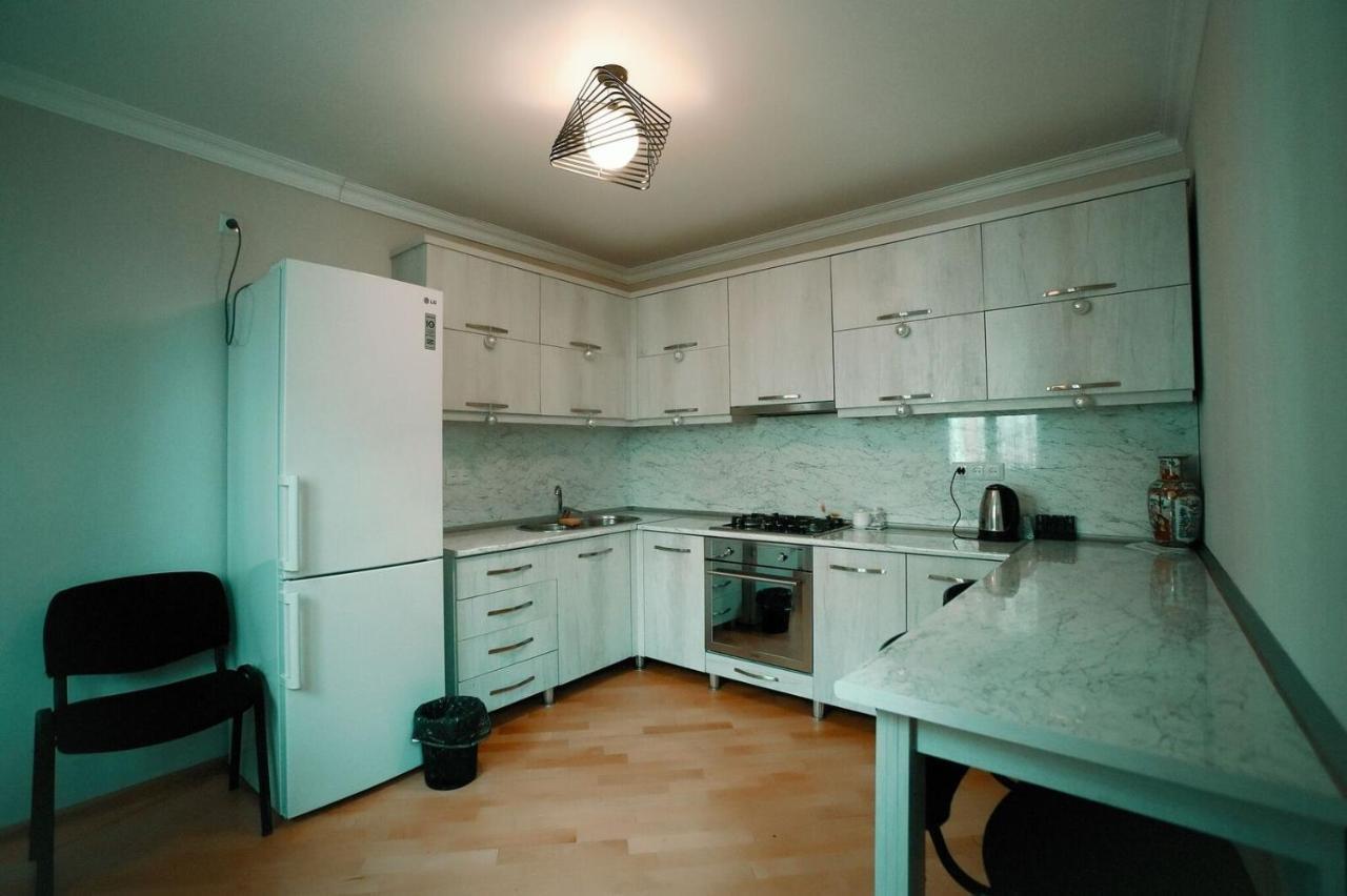 Apartment Old Kutaisi Ngoại thất bức ảnh